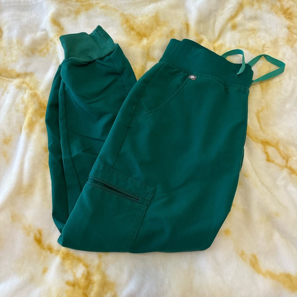 Figs hunter green XSP joggers